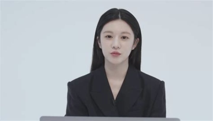 Go Yoon-jung Net Worth