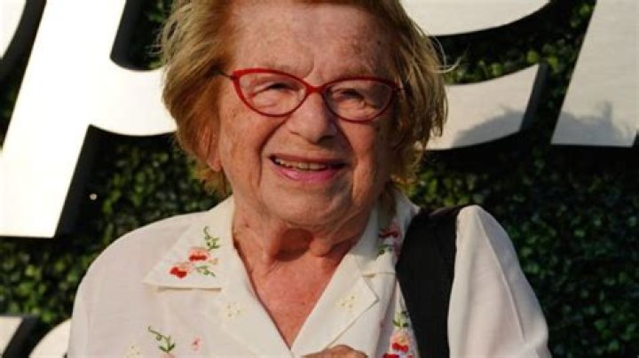 Here's Dr. Ruth's Advice on Online Dating, Dry Spells, and One-Night Stands