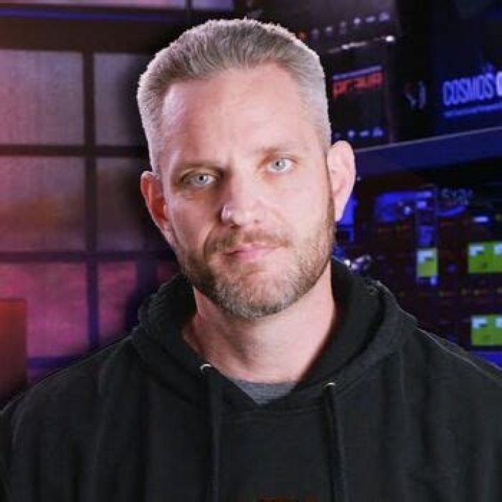 JayzTwoCents Youtuber overview
