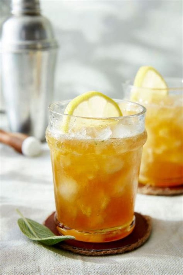 The Best Drinks for Front Porch Sipping, Lifestyle Experts Say